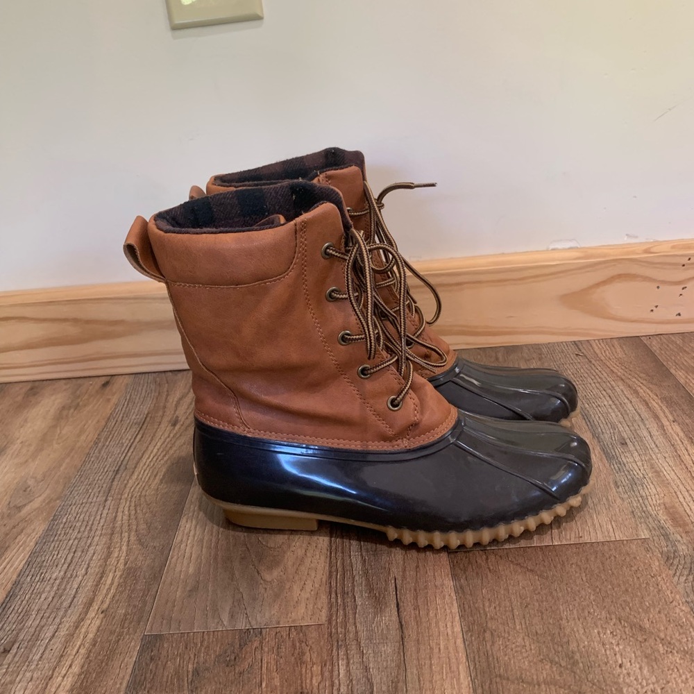 Sporto leather upper duck boots size 8M